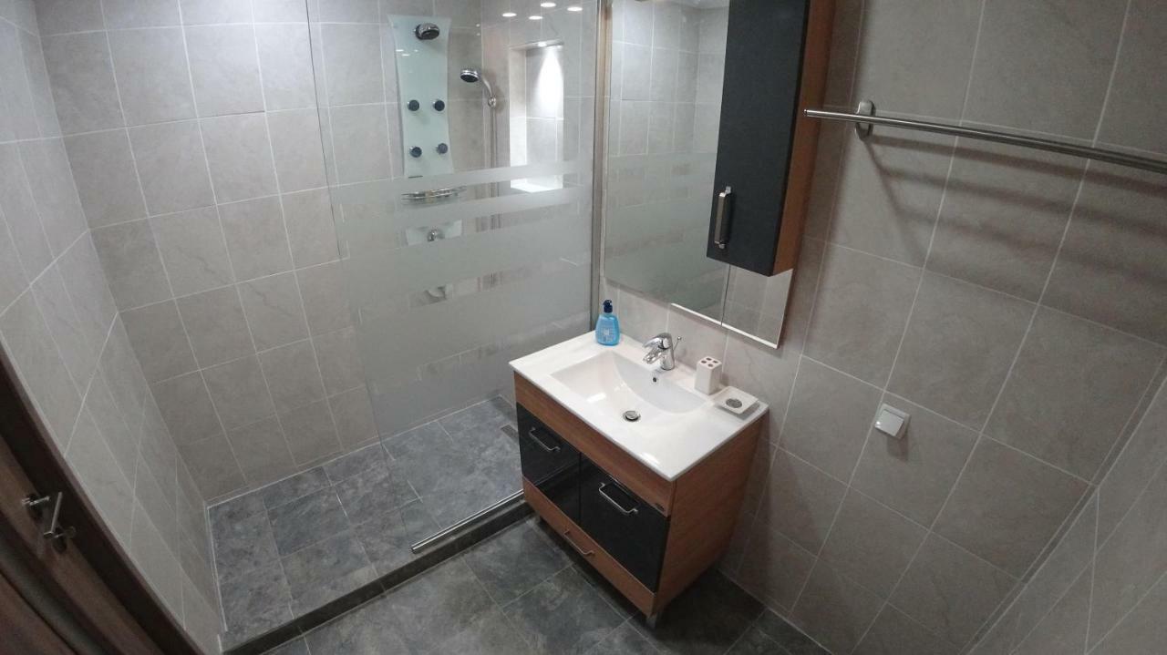Riky Apart Mountain View Apartamento Sinaia Exterior foto